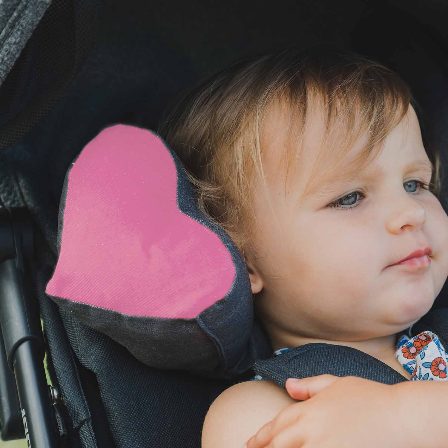 Kissen für Kindersitz und Kinderwagen • Rosa Herz